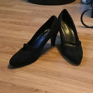 Super comfortable pumps